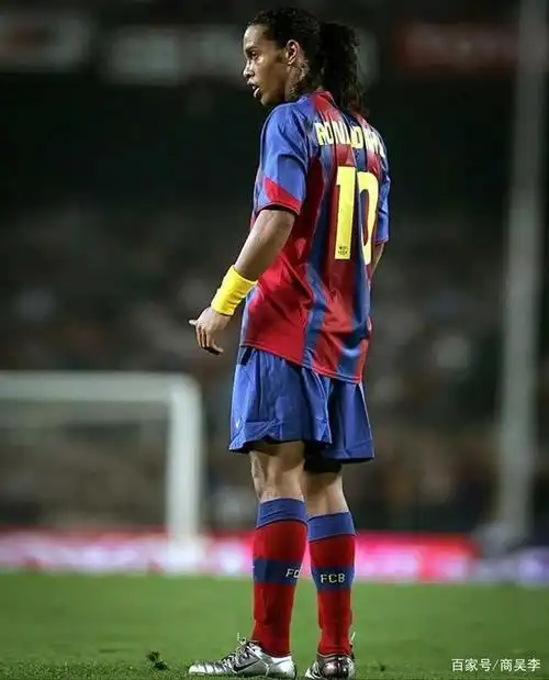 球迷们期待 球迷们期待